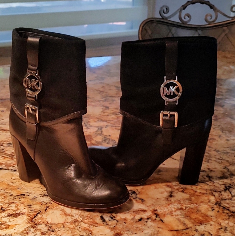 Michael Kors Black Fulton Harness Women's Boots, SZ 6 1/2 M.